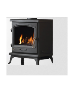 A black gas stove, a lpg gas stove, with an oak geocast beam, a rustic brick fireplace chamber and a granite fireplace hearth